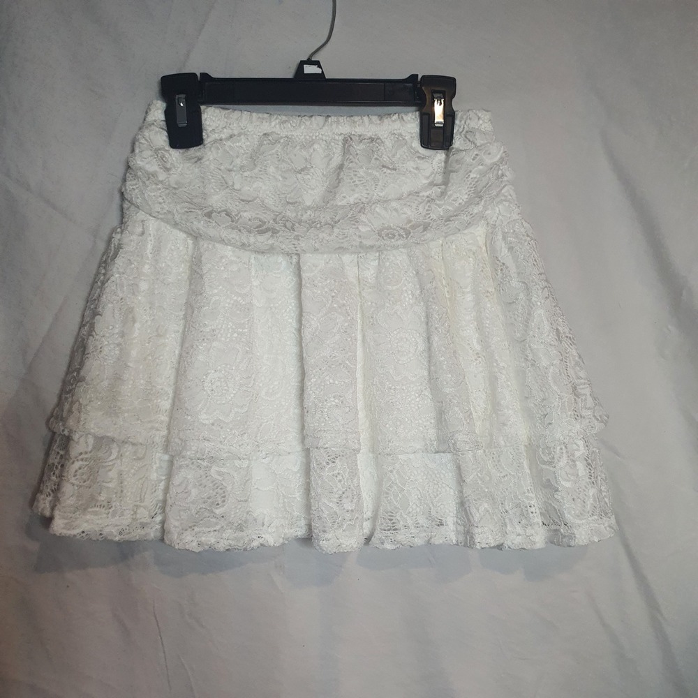 Avidlove White Floral Lace Tiered Ruffle Mini Skirt Small Elastic Waist Lined